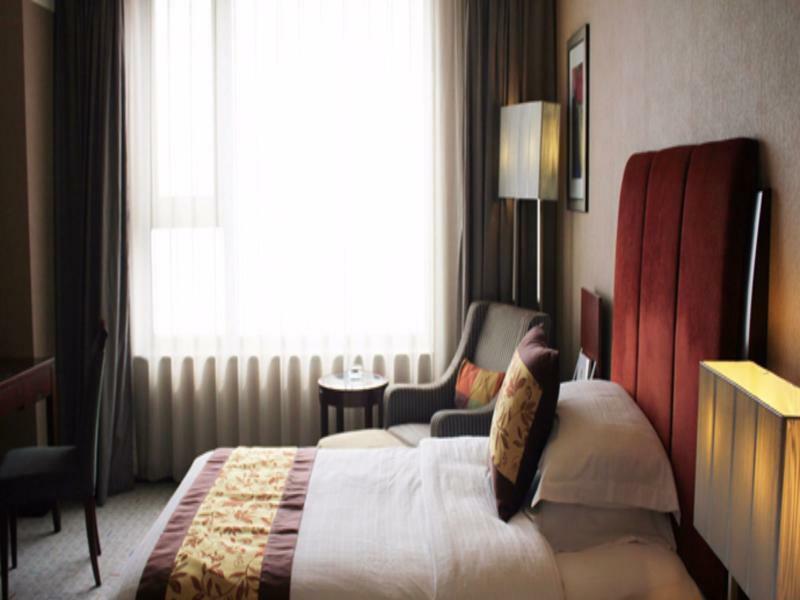 Ruiwan New Century Hotel Тиендзин Екстериор снимка
