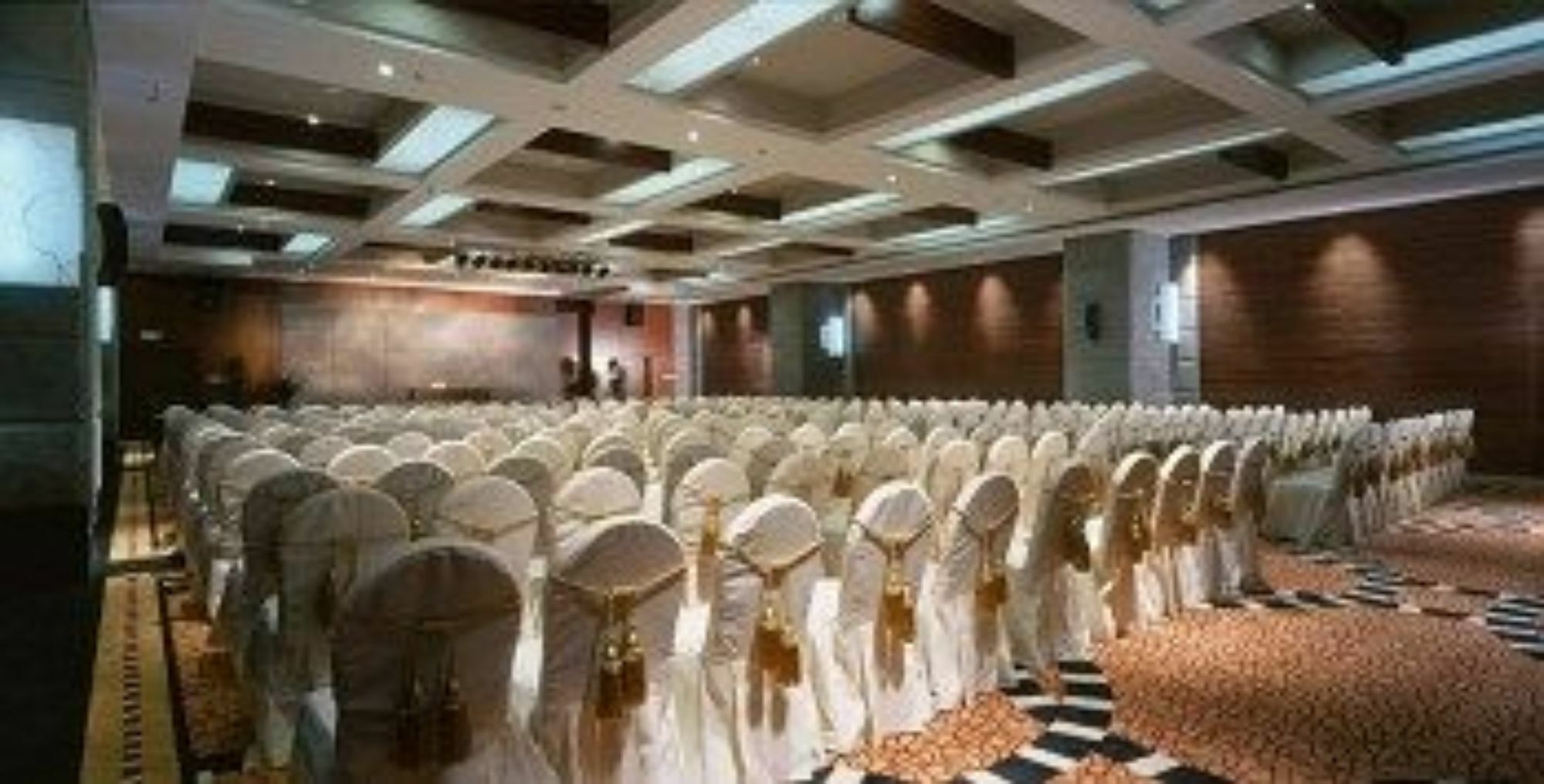 Ruiwan New Century Hotel Тиендзин Екстериор снимка