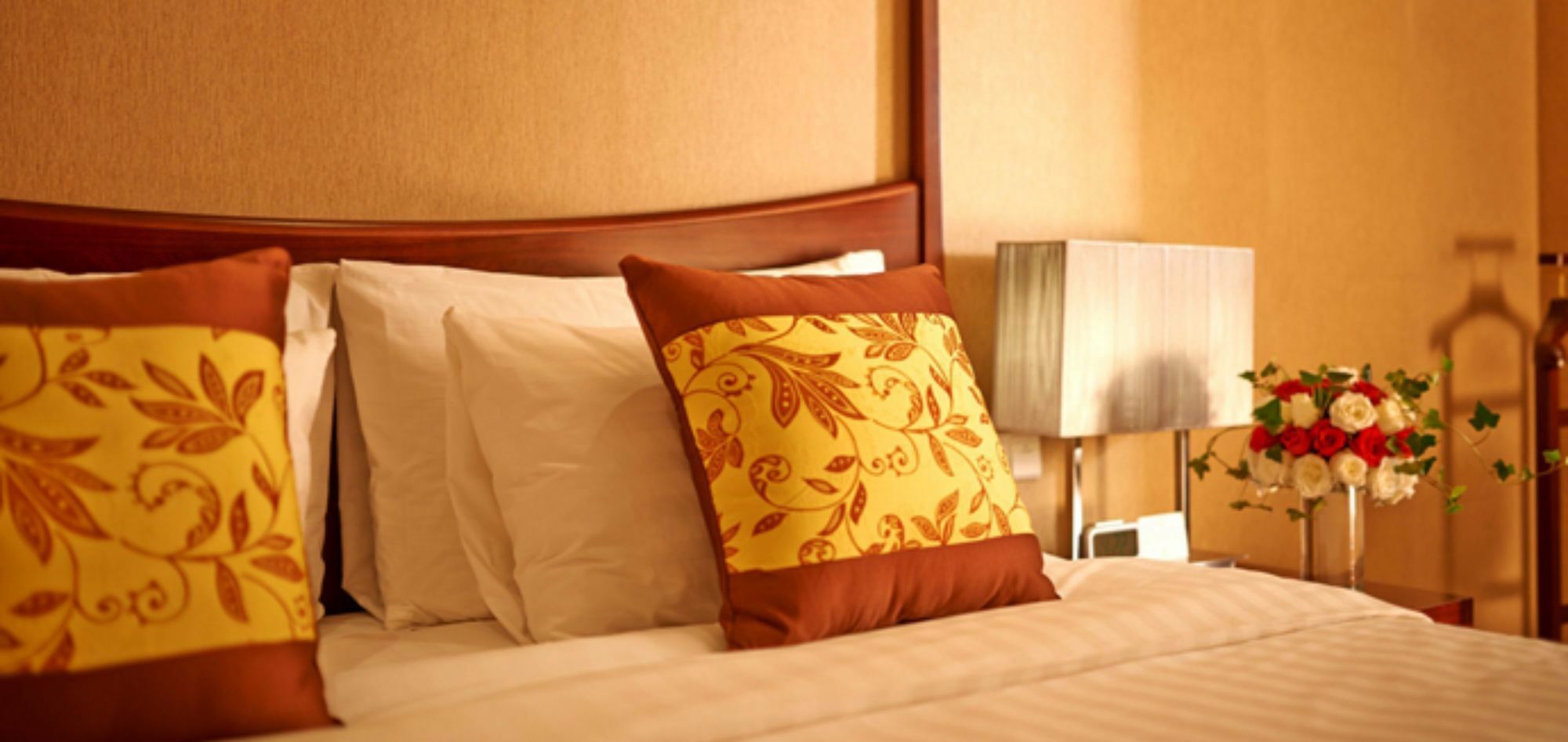 Ruiwan New Century Hotel Тиендзин Екстериор снимка