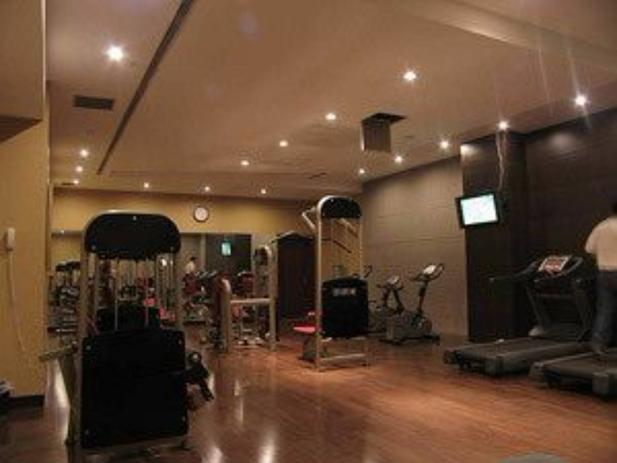 Ruiwan New Century Hotel Тиендзин Екстериор снимка